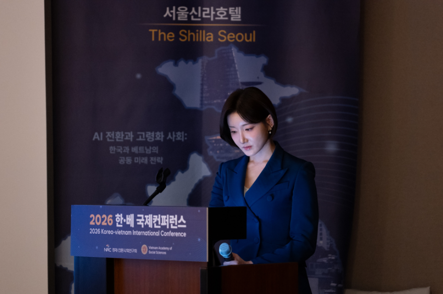 조윤하 아나운서